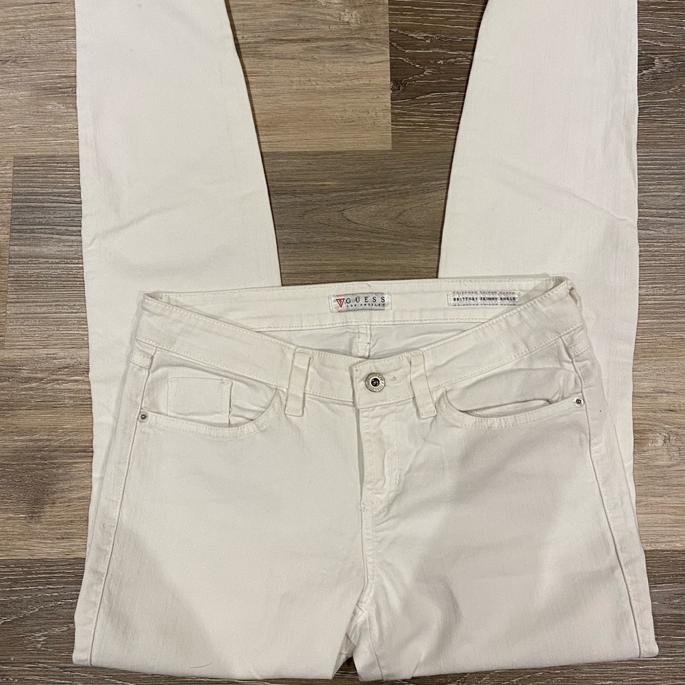 Guess jeans size 28
